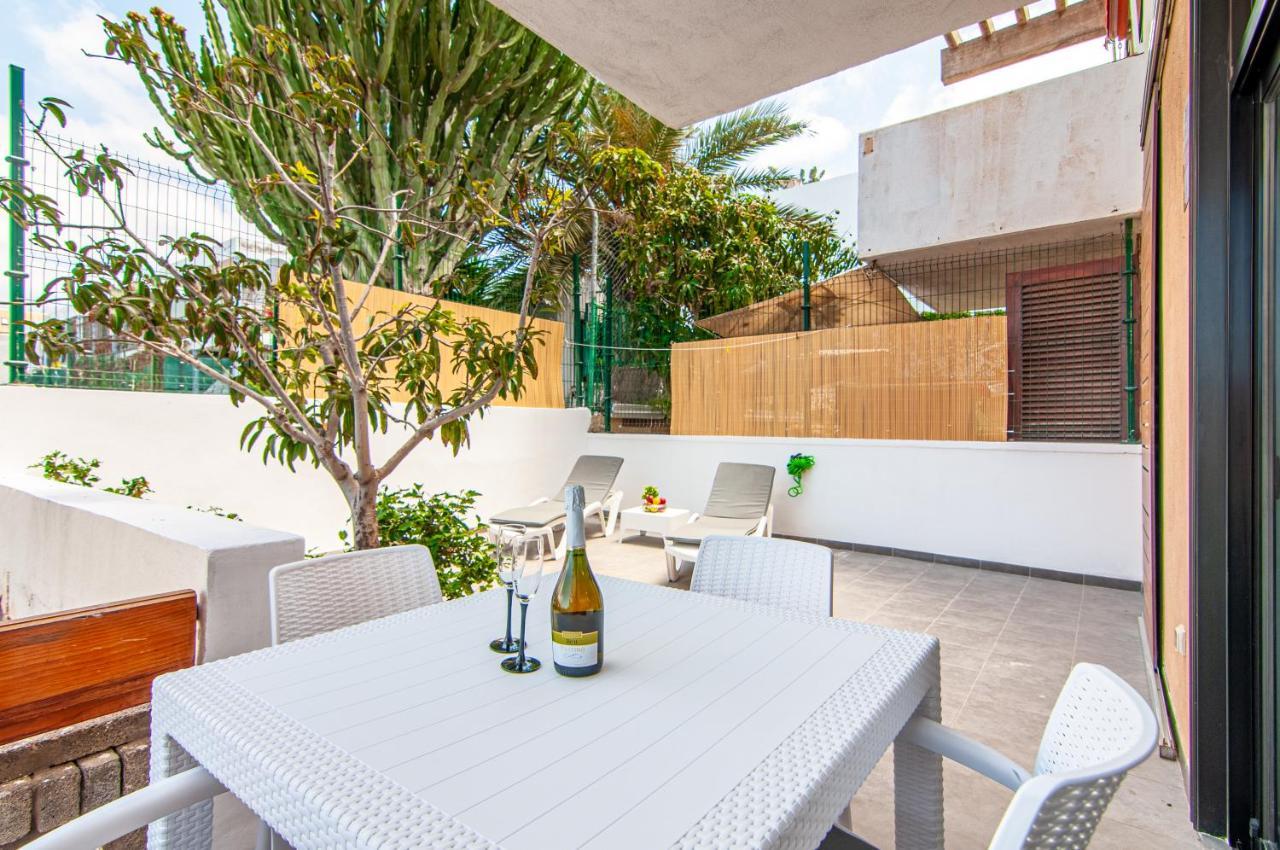 Central 2 Bedroom Apartment Playa De Las Americas Exteriér fotografie